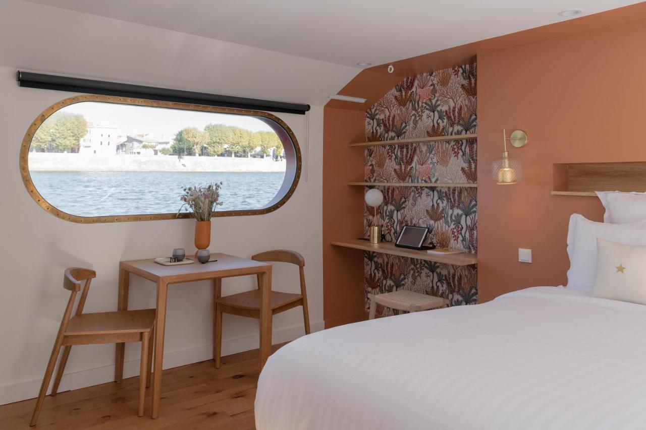 La Peniche - Bed And Bicycle - Tournon Hotel Kültér fotó